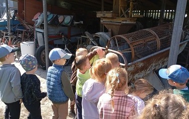 5722